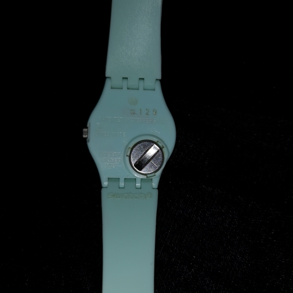 Swatch watch extra long - Picture 2 of 2